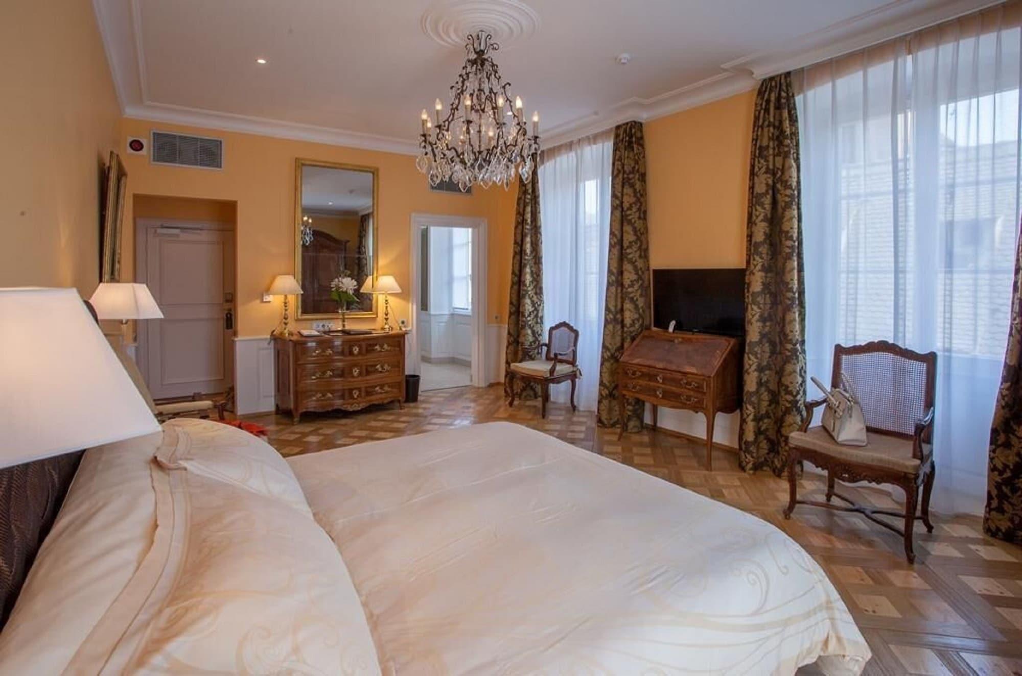 Hotel Hôtel&spa Le Bouclier D'or